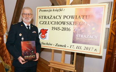 STRAŻACY POWIATU CZŁUCHOWSKIEGO – PROMOCJA KSIĄŻKI [GALERIA]